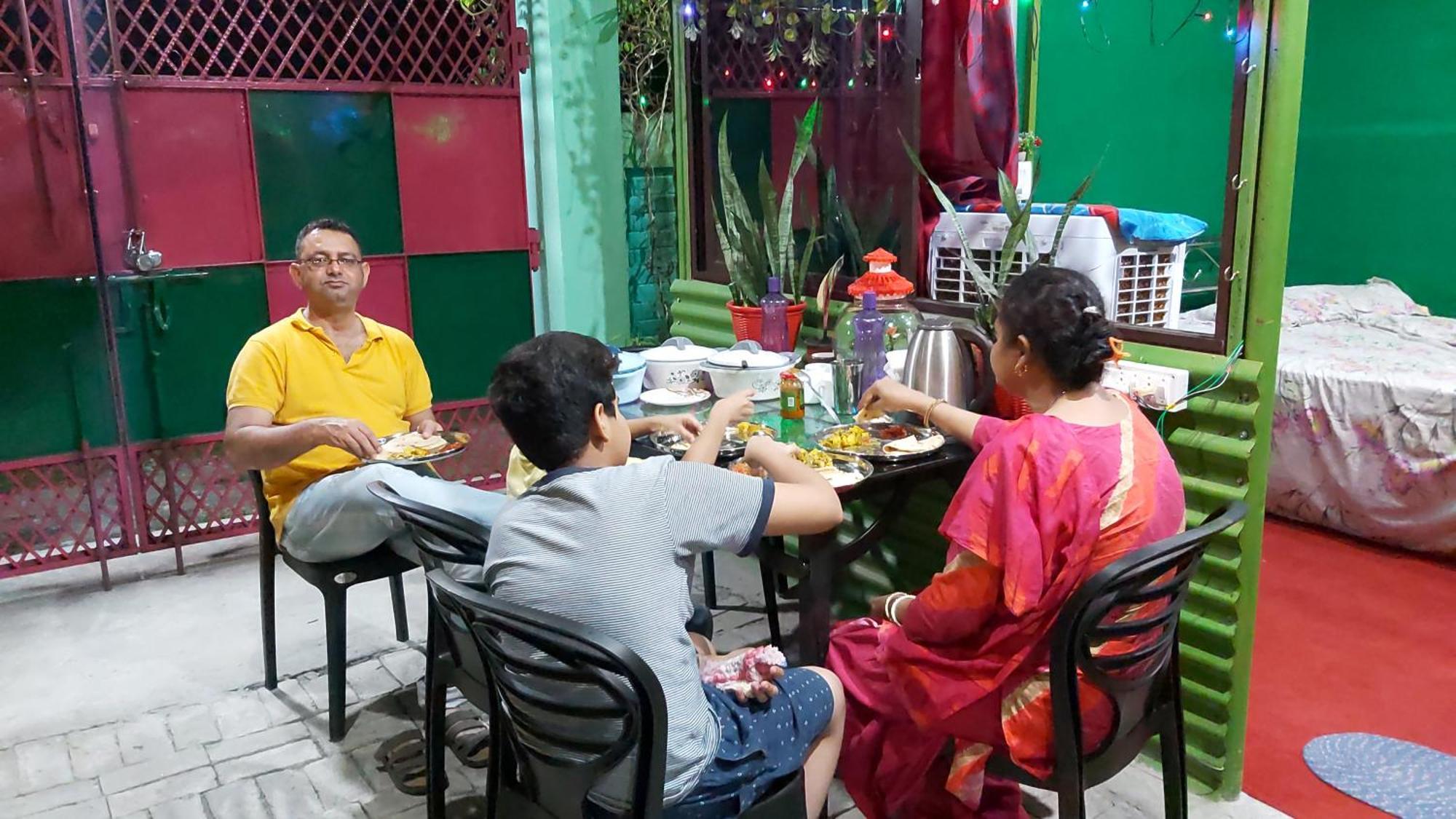 Green View Homestay Siliguri Ngoại thất bức ảnh